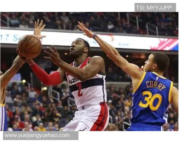 2016季后赛雷霆与马刺激战回顾双方巅峰对决的精彩瞬间与战术分析