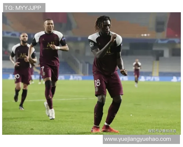 欧冠激战巴黎圣日耳曼对阵莱比锡的精彩比分回顾与分析