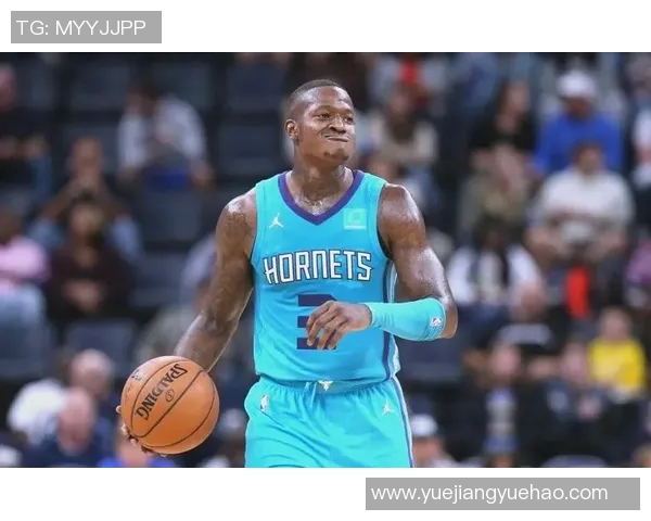 特里罗齐尔：从替补到明星球员的蜕变与成长之路