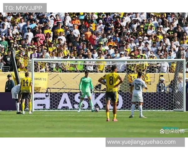 姆巴佩领衔法国队征战世界杯新征程球迷期待他的精彩表现与突破时刻