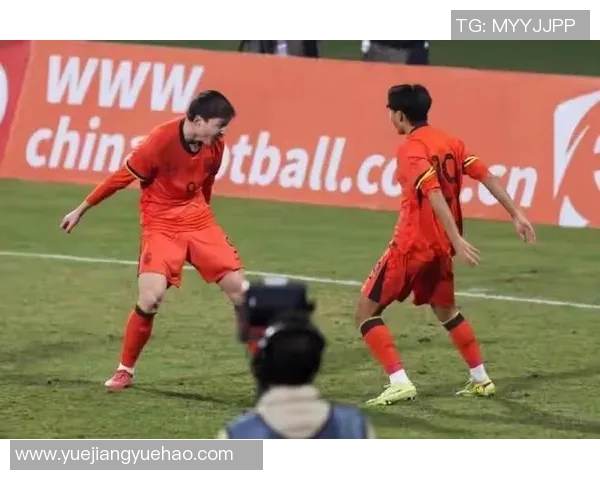 印尼与中国U19足球队激战正酣争夺亚洲青年锦标赛晋级资格