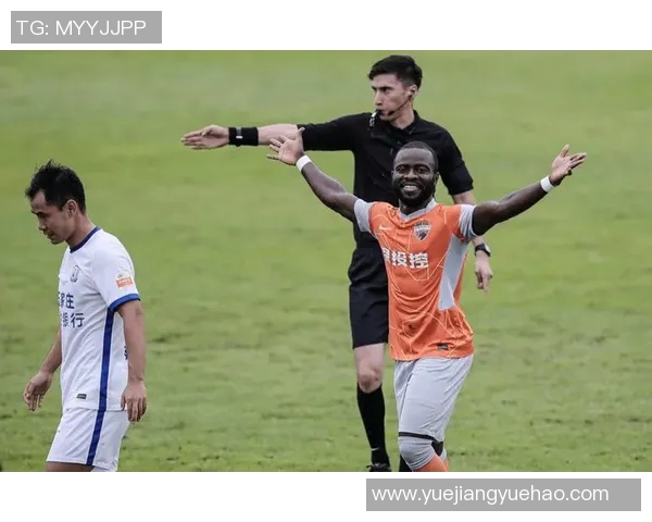 成都网球队以82分领跑挑战赛积分榜展现强劲实力与团队合作精神MBA