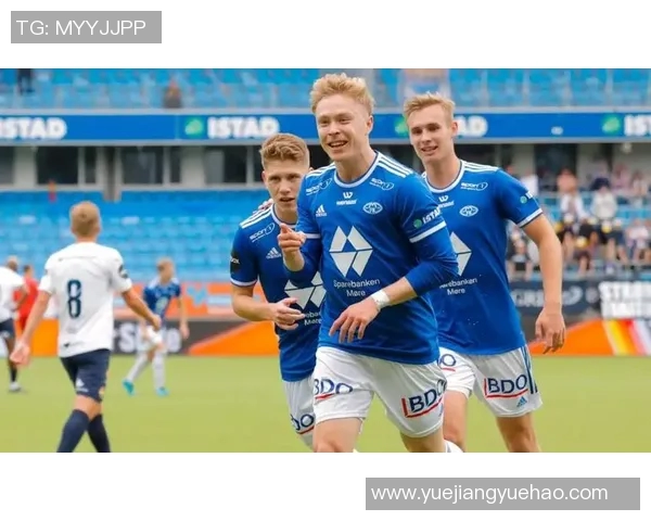 斯特罗姆与维的精彩对决揭示了足球战术的深度与魅力