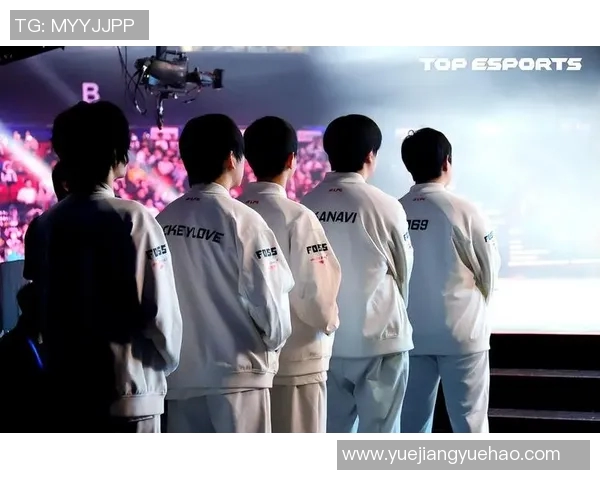 聚焦英雄联盟赛场TES战队实力分析与未来展望